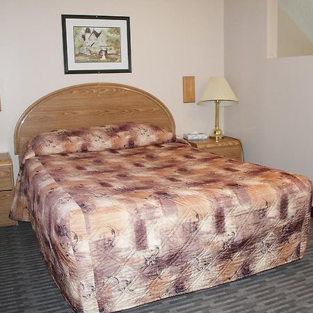 Garden Court Motel Manning Екстер'єр фото
