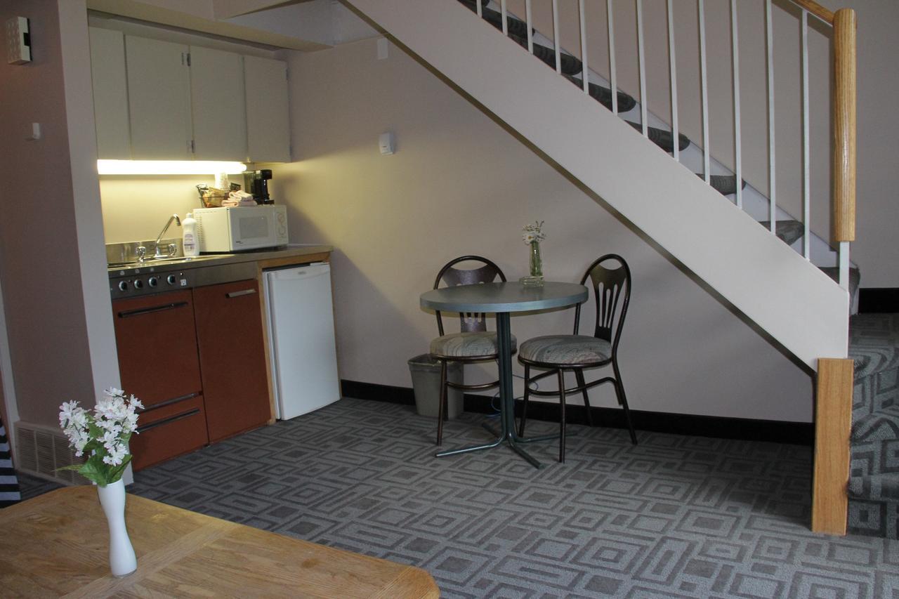 Garden Court Motel Manning Екстер'єр фото