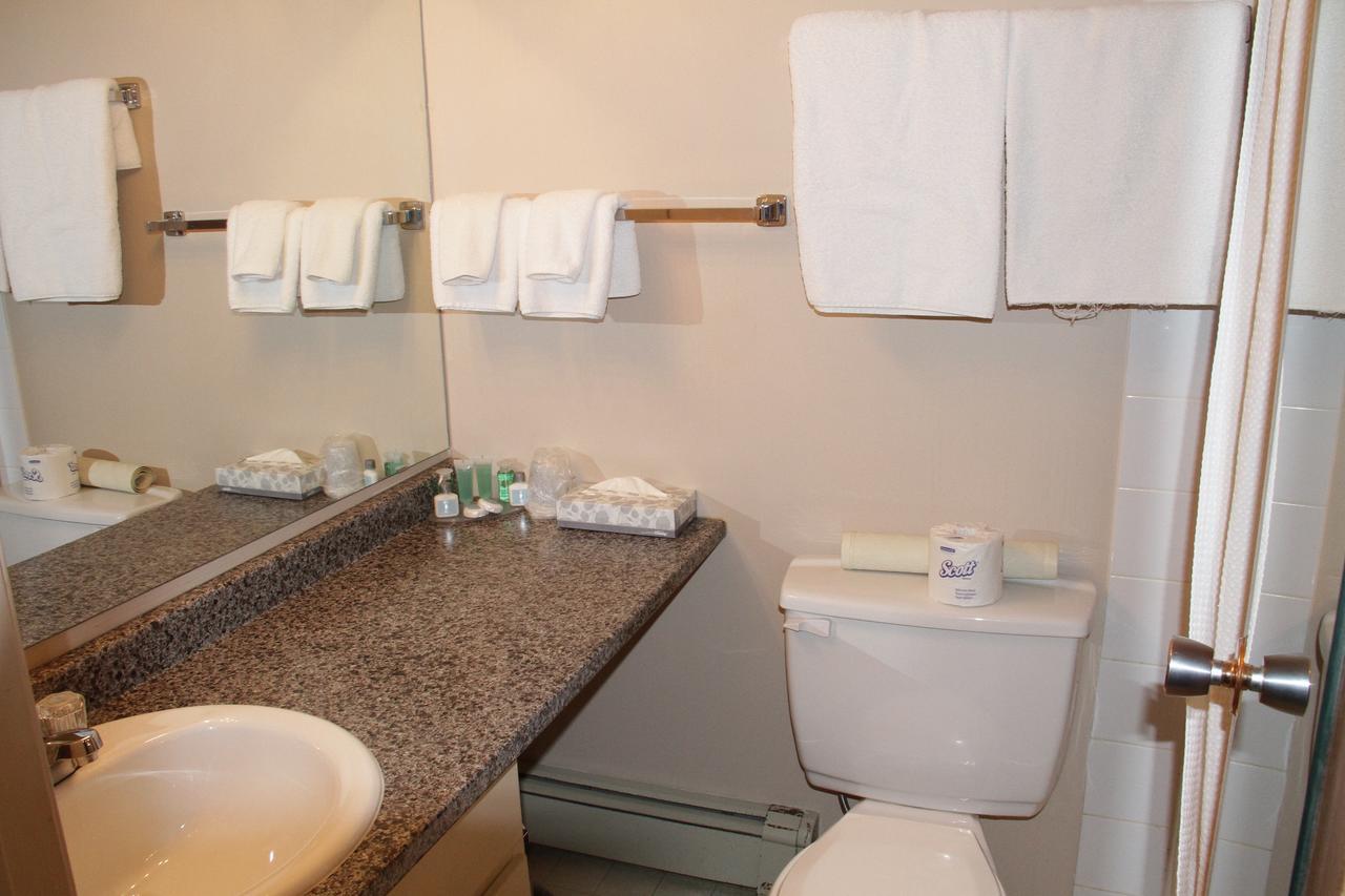 Garden Court Motel Manning Екстер'єр фото