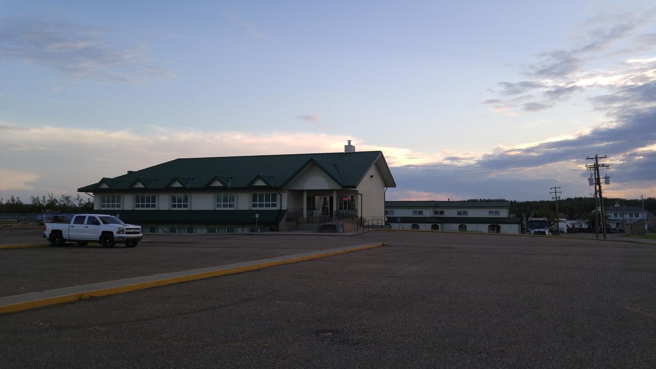 Garden Court Motel Manning Екстер'єр фото