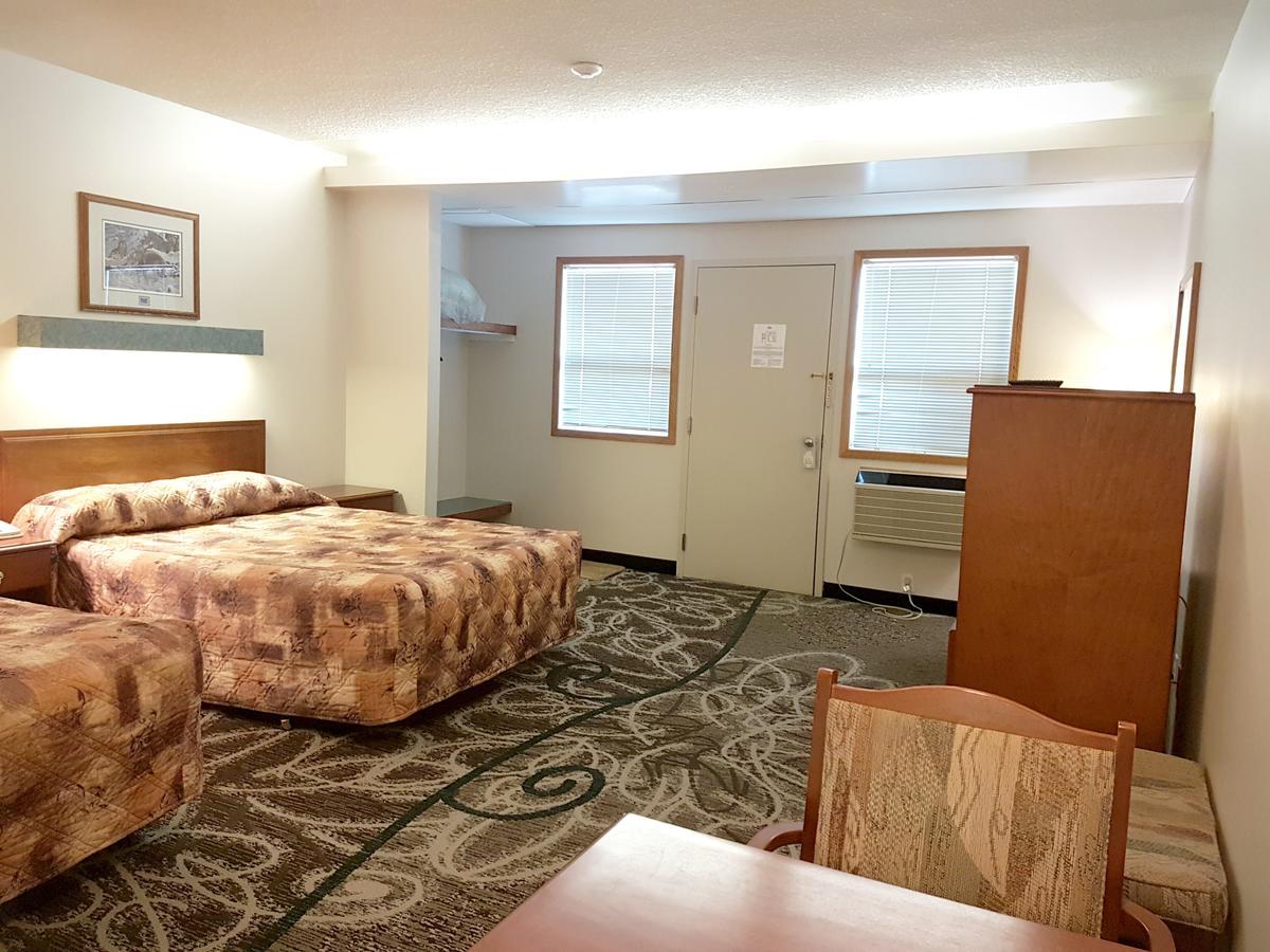 Garden Court Motel Manning Екстер'єр фото